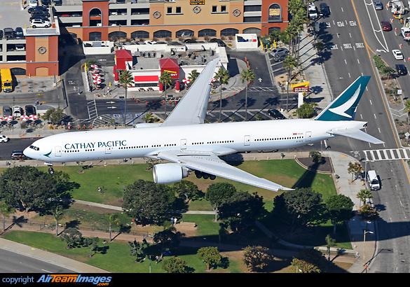 Boeing 777-367/ER Boeing 777-367/ER