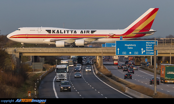 Boeing 747-446(BCF) Boeing 747-446(BCF)