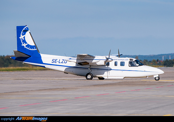 Taxi in after flight data testing of the navigation beacons and instrument landing system at the airport Rockwell 690A Turbo Commander