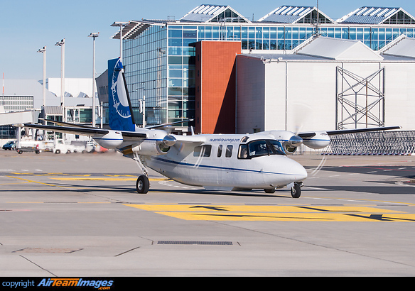 Taxi in after flight data testing of the navigation beacons and instrument landing system at the airport Rockwell 690A Turbo Commander
