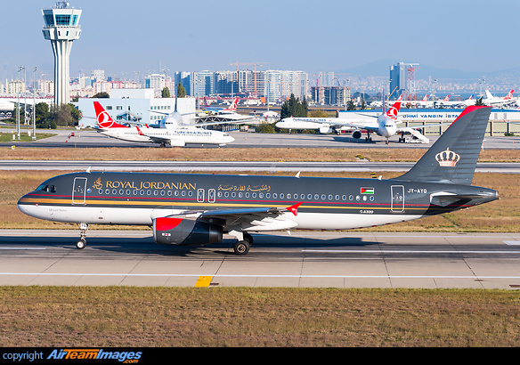 Airbus A320-232 Airbus A320-232
