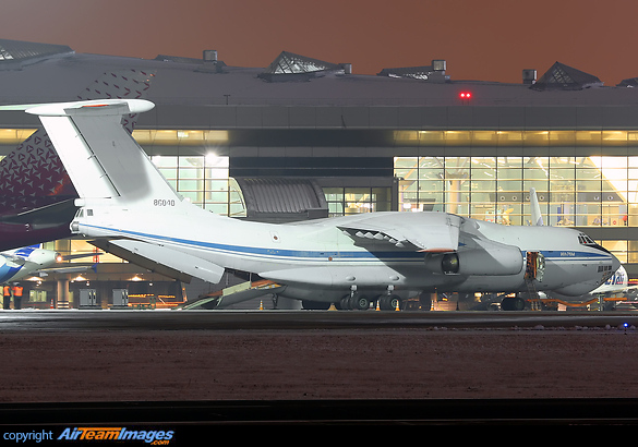 Ilyushin Il-76M Ilyushin Il-76M