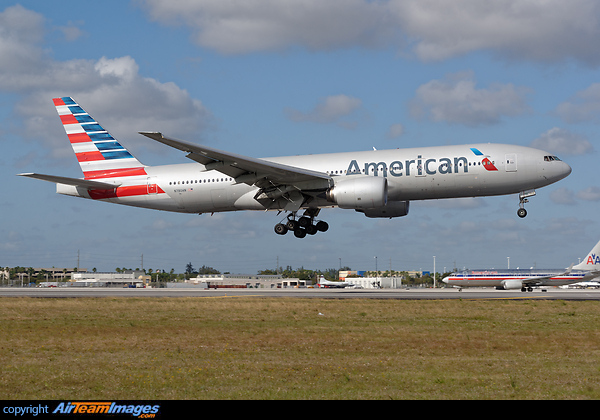Boeing 777-223/ER Boeing 777-223/ER