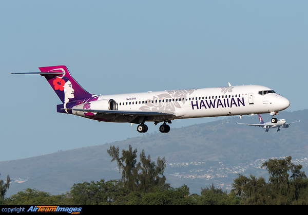 Boeing 717-2BL Boeing 717-2BL