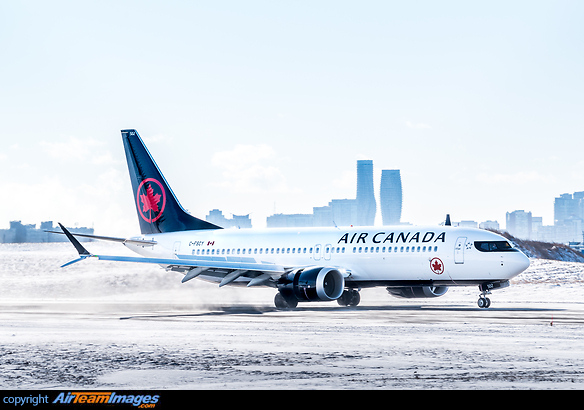 Boeing 737-8 MAX Boeing 737-8 MAX