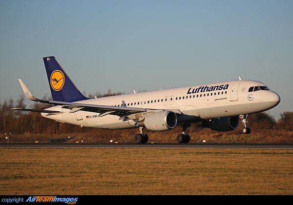 Airbus A320-214 Airbus A320-214