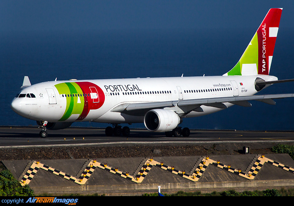 Airbus A330-223 Airbus A330-223