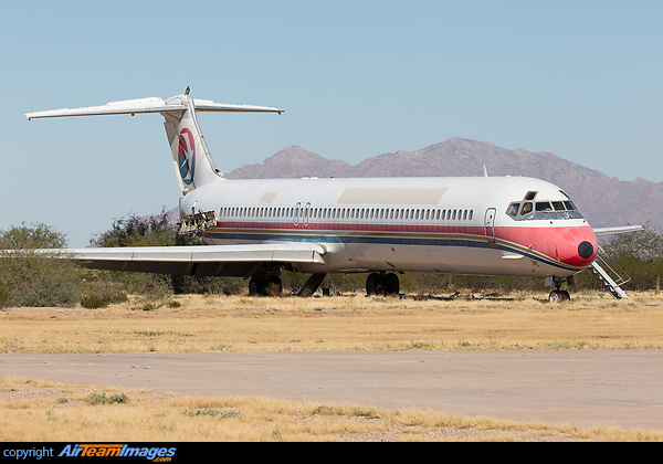 McDonnell Douglas MD-82 McDonnell Douglas MD-82