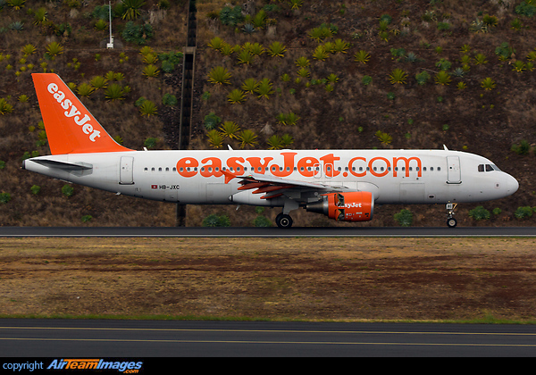 Airbus A320-214 Airbus A320-214