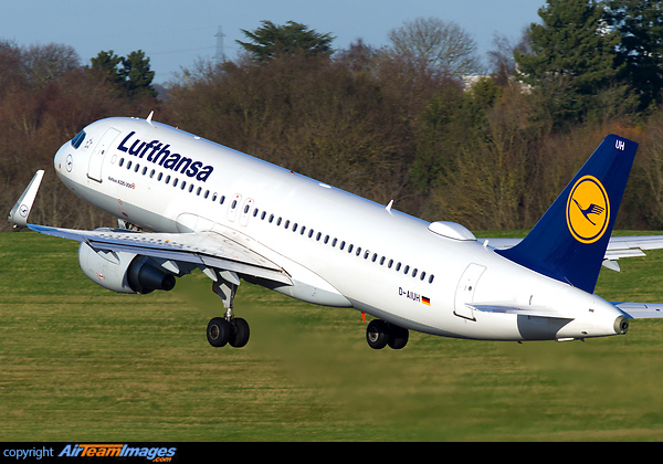 Airbus A320-214 Airbus A320-214