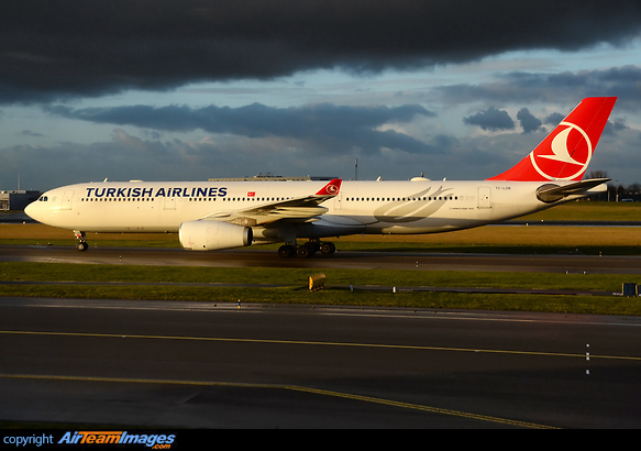 Airbus A330-343 Airbus A330-343
