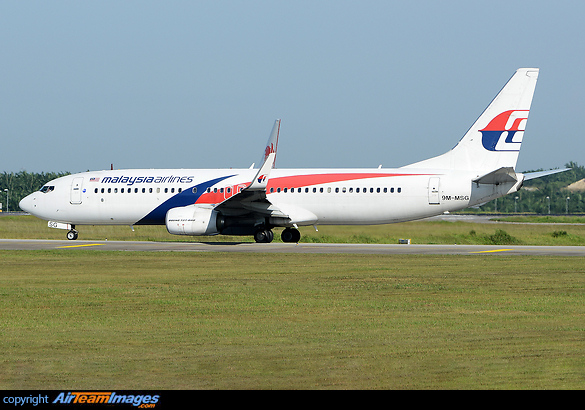 Boeing 737-8H6 Boeing 737-8H6