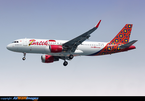 Airbus A320-214 Airbus A320-214