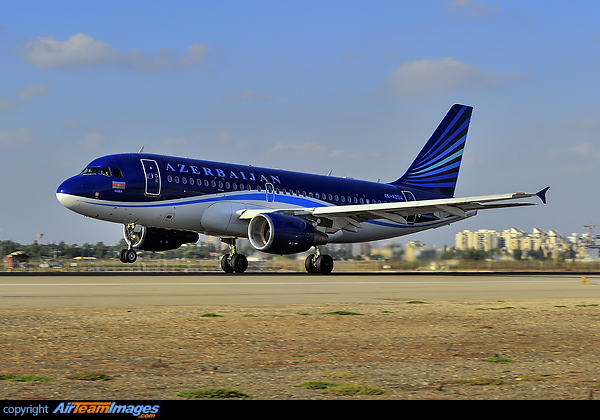 Airbus A319-111 Airbus A319-111