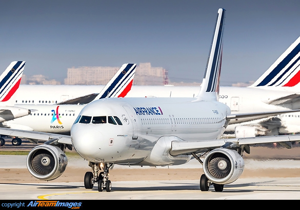 Airbus A320-214 Airbus A320-214