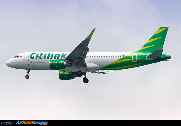 Airbus A320-214 Airbus A320-214