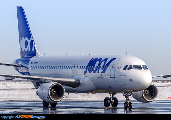 Airbus A320-214 Airbus A320-214