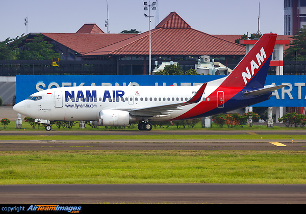 Boeing 737-524 Boeing 737-524