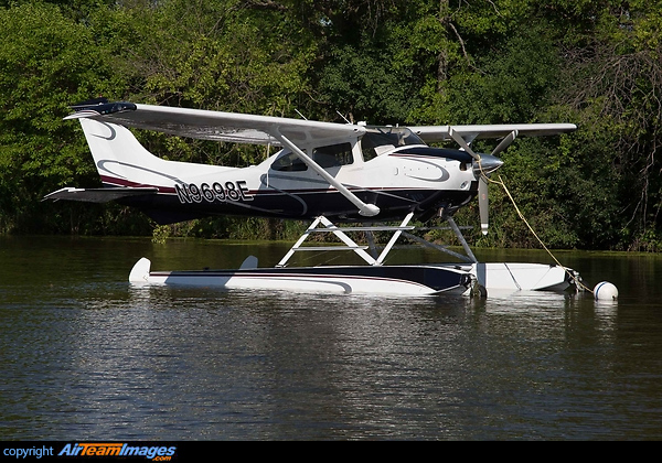 Cessna 182R Skylane