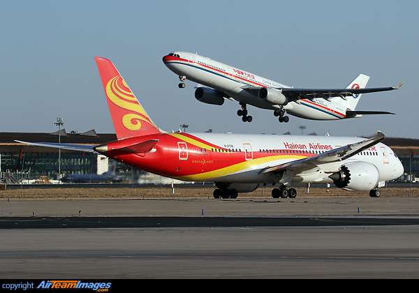 Boeing 787-8 Dreamliner Boeing 787-8 Dreamliner