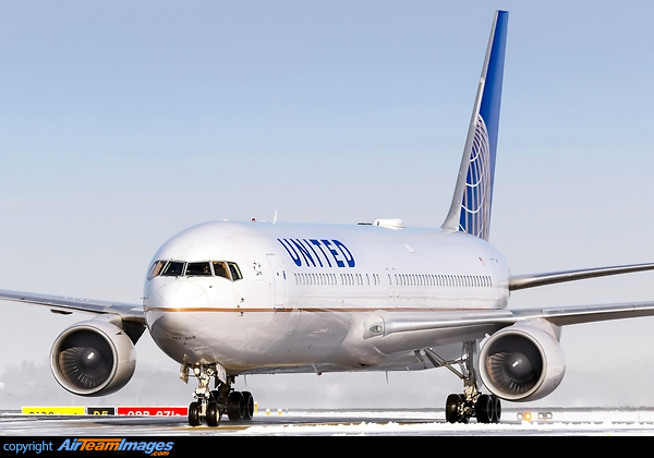 Boeing 767-322/ER Boeing 767-322/ER
