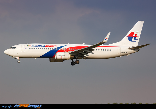 Boeing 737-8H6 Boeing 737-8H6