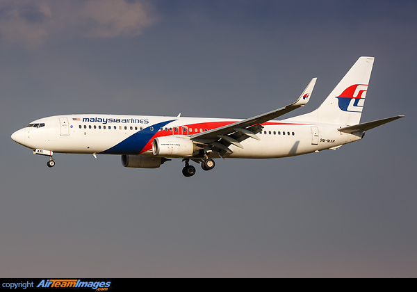 Boeing 737-8H6 Boeing 737-8H6