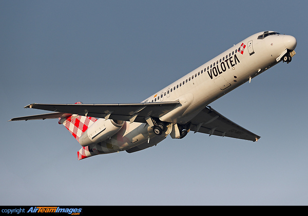 Boeing 717-2CM Boeing 717-2CM