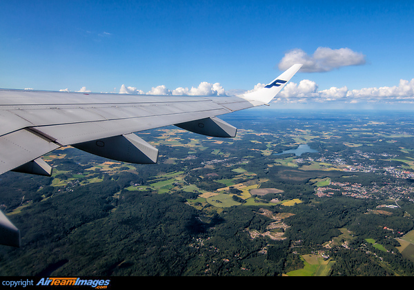 Embraer ERJ-190LR Embraer ERJ-190LR