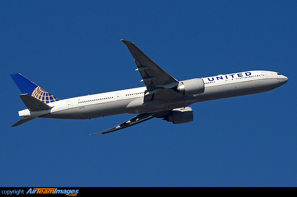 Boeing 777-322/ER Boeing 777-322/ER