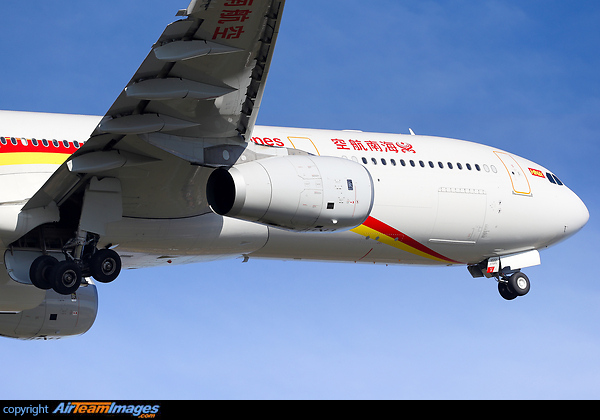 Airbus A330-343 Airbus A330-343
