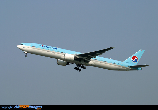 Boeing 777-3B5 Boeing 777-3B5