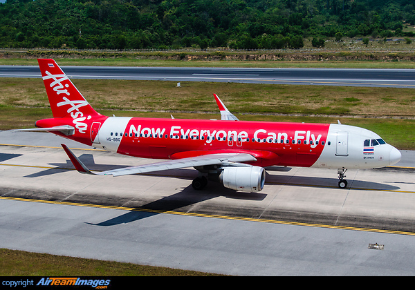 Airbus A320-216 Airbus A320-216