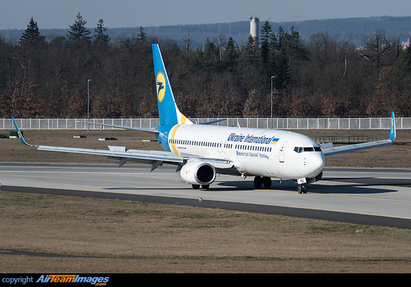 Boeing 737-8AS Boeing 737-8AS