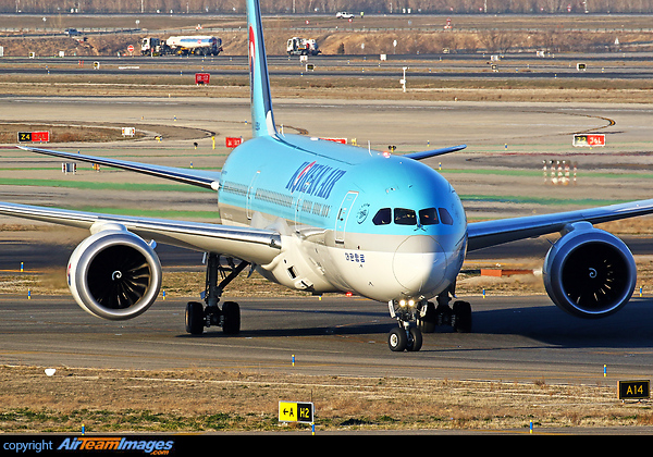 Boeing 787-9 Dreamliner Boeing 787-9 Dreamliner