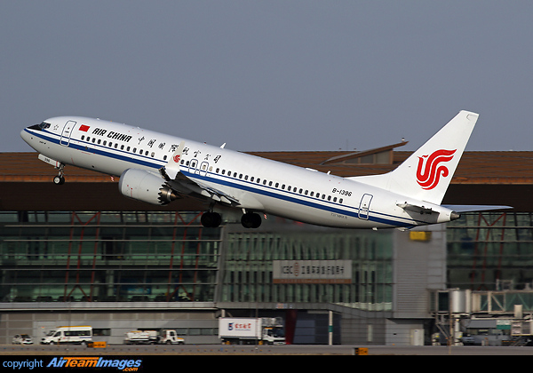 Boeing 737-8 MAX Boeing 737-8 MAX