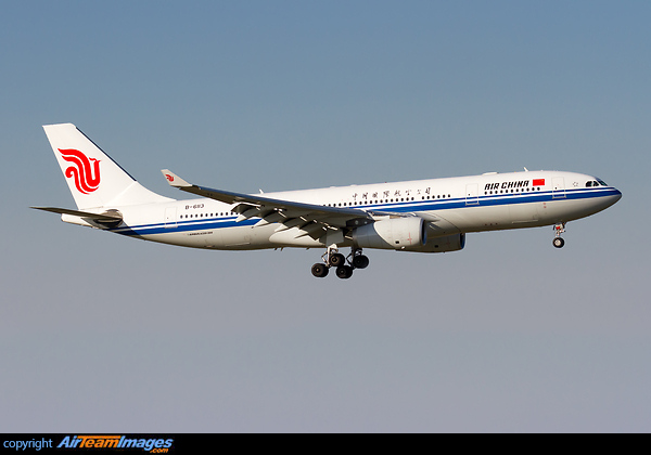 Airbus A330-243 Airbus A330-243