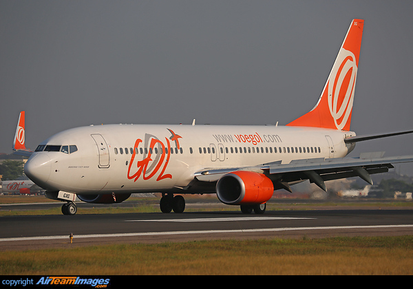 Boeing 737-8EH Boeing 737-8EH