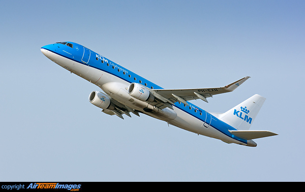 Embraer ERJ-175STD Embraer ERJ-175STD