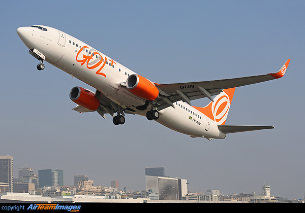Boeing 737-8EH Boeing 737-8EH