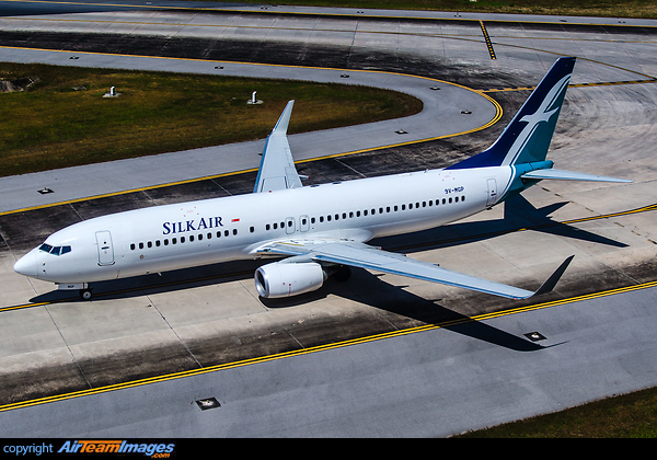 Boeing 737-8SA Boeing 737-8SA