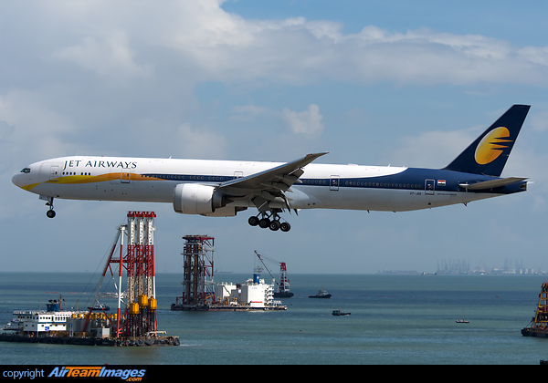 Boeing 777-35R/ER Boeing 777-35R/ER