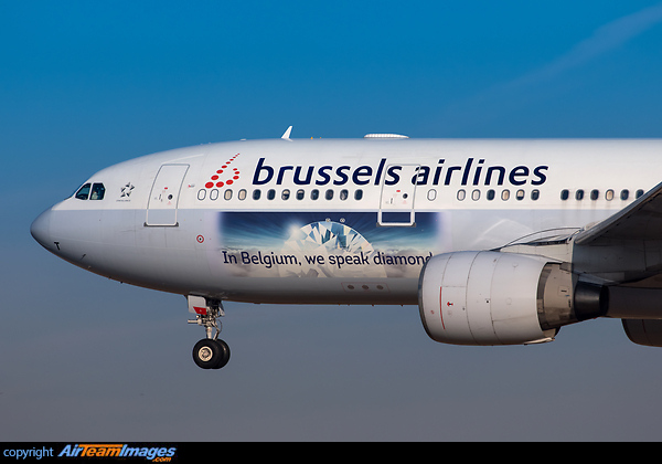 Airbus A330-223 Airbus A330-223