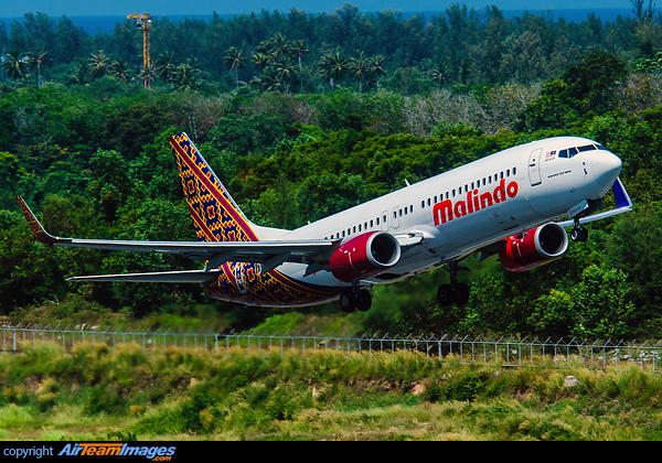 Boeing 737-8GP Boeing 737-8GP