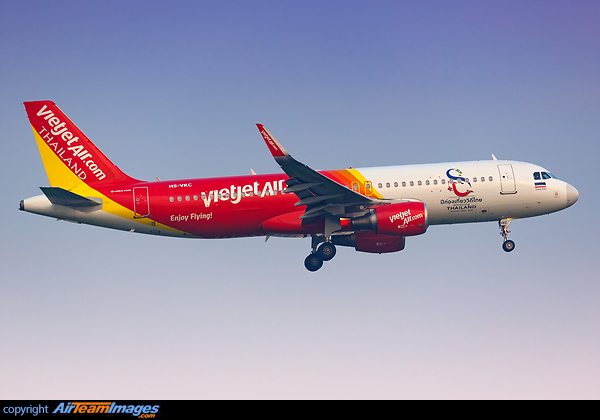 Airbus A320-214 Airbus A320-214