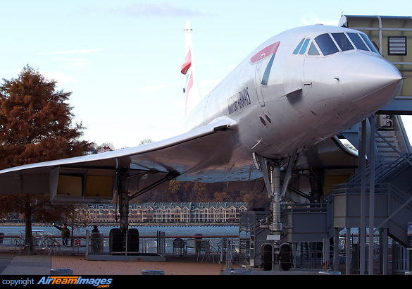 British Airways Concorder on display on the USS Intrepid Sea Air Space Museum Aerospatiale-BAC Concorde 102