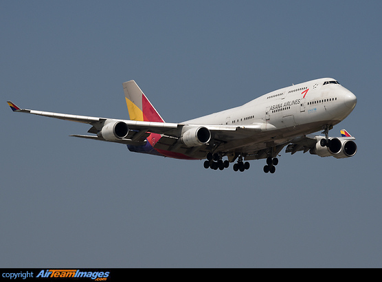Boeing 747-48E Boeing 747-48E