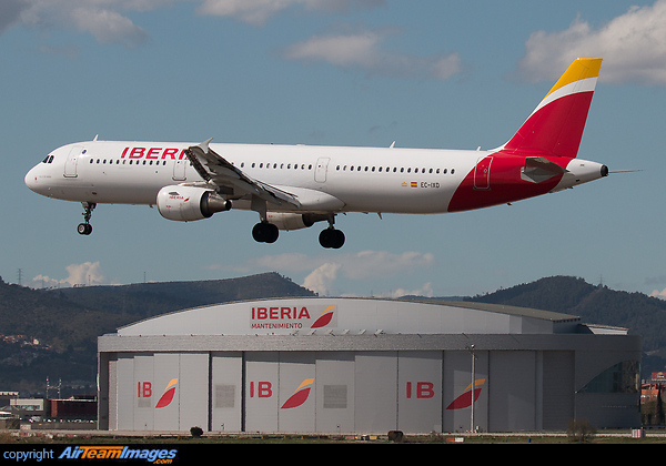 Airbus A321-211 Airbus A321-211
