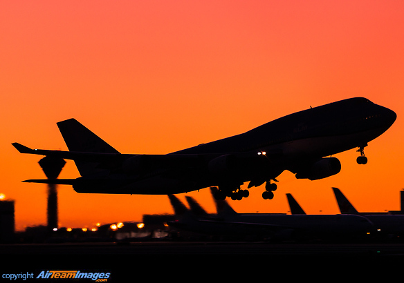 Boeing 747-406M Boeing 747-406M