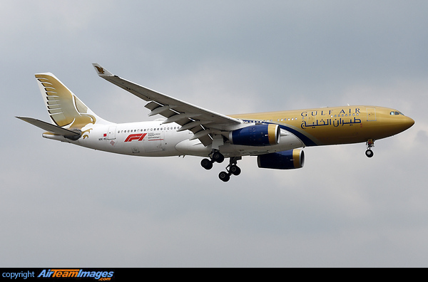 Airbus A330-243 Airbus A330-243
